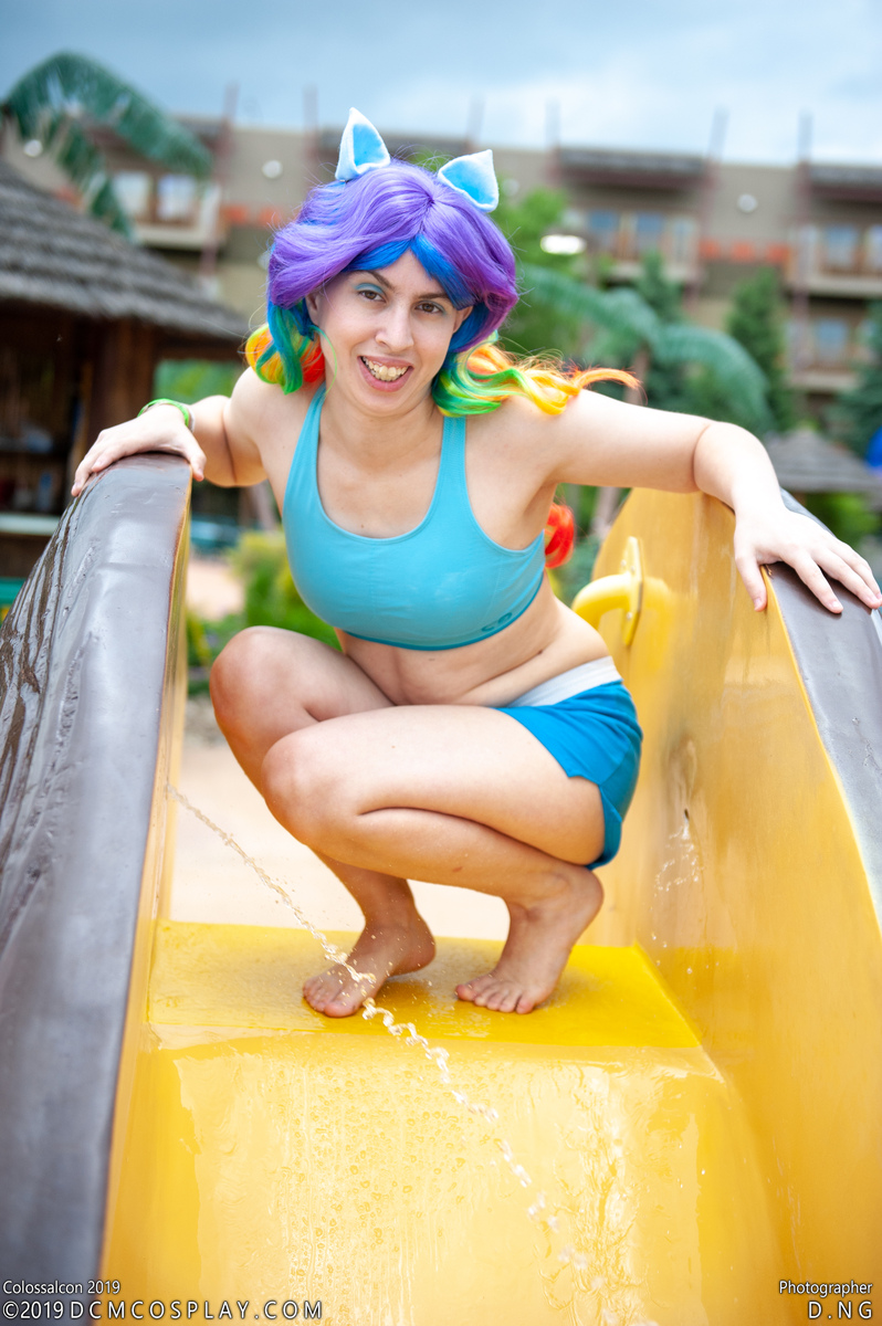 Colossalcon_2019_-_CF_DNG_-_My_Little_Pony_-_007.jpg