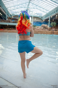 Colossalcon_2019_-_CF_DNG_-_My_Little_Pony_-_003.jpg