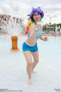 Colossalcon_2019_-_CF_DNG_-_My_Little_Pony_-_016.jpg